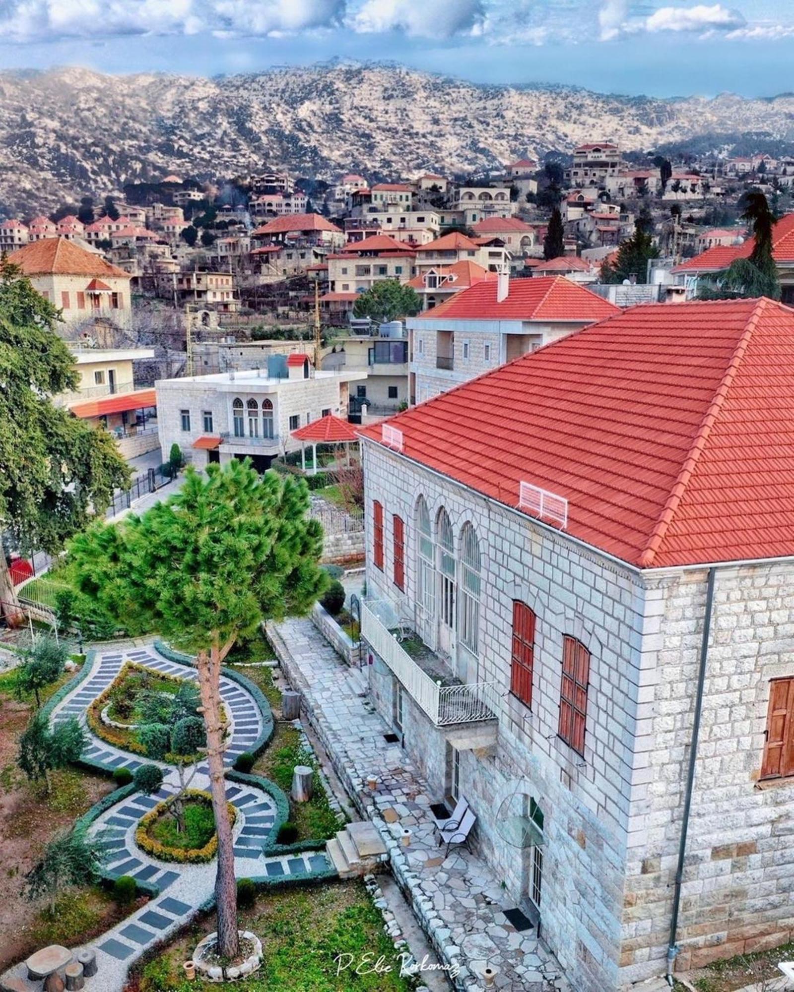 Hotel Stone Cellars Douma Esterno foto