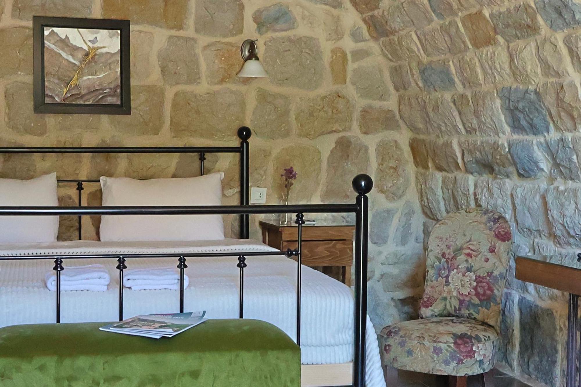 Hotel Stone Cellars Douma Esterno foto